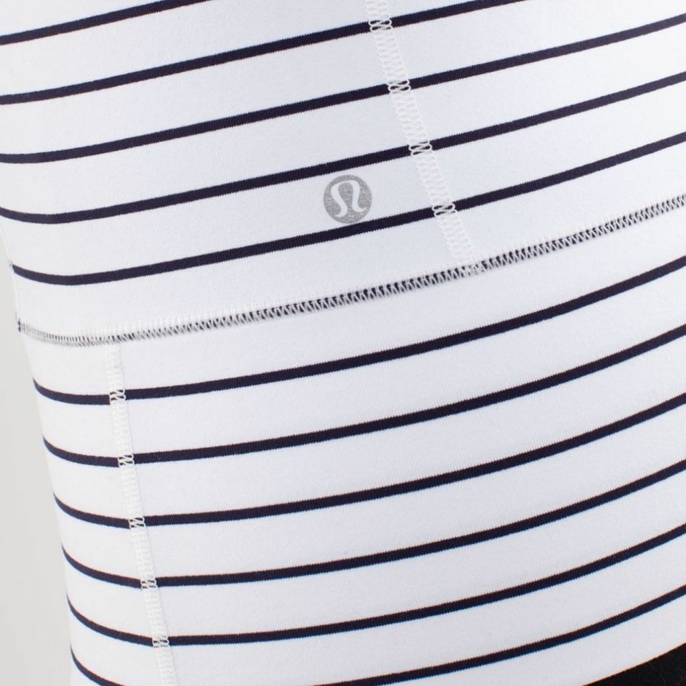 Lululemon Athletica - HOST PICK Quiet Stripe Jacket In Stride - Picture 6 of 7